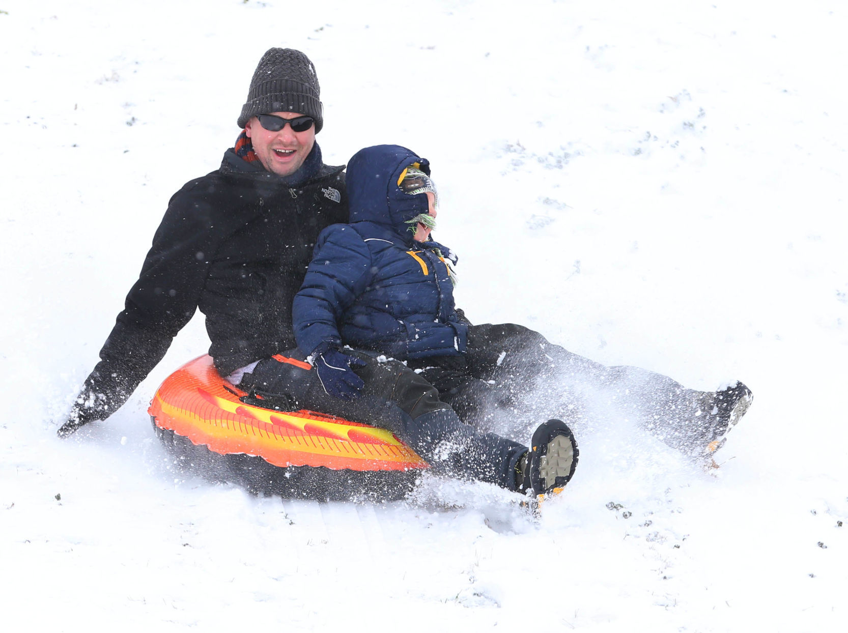 Snow falls on Tulsa area, northeast Oklahoma